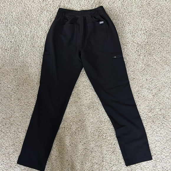 Figs - Picture 3 of 3